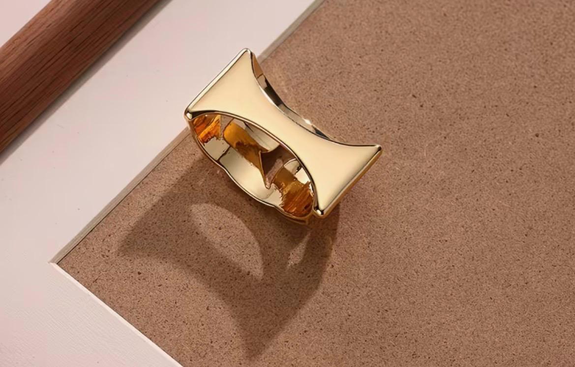 Bague de foulard "Chaîne", trois couleurs (offerte pour toute précommande)